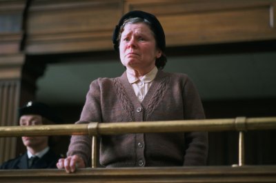 Vera Drake - Imelda Staunton