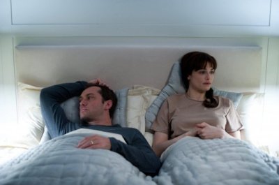 360 - Jude Law és Rachel Weisz