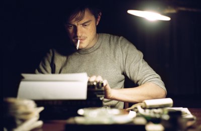 Úton - Sam Riley