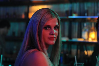 Lány kilenc parókával - Lisa Tomaschewsky 2